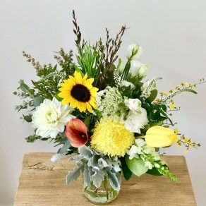 Sunshine Meadow | Bouquet in Vase